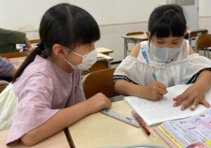類塾に来れば「学校の宿題」がすぐに終わる！
