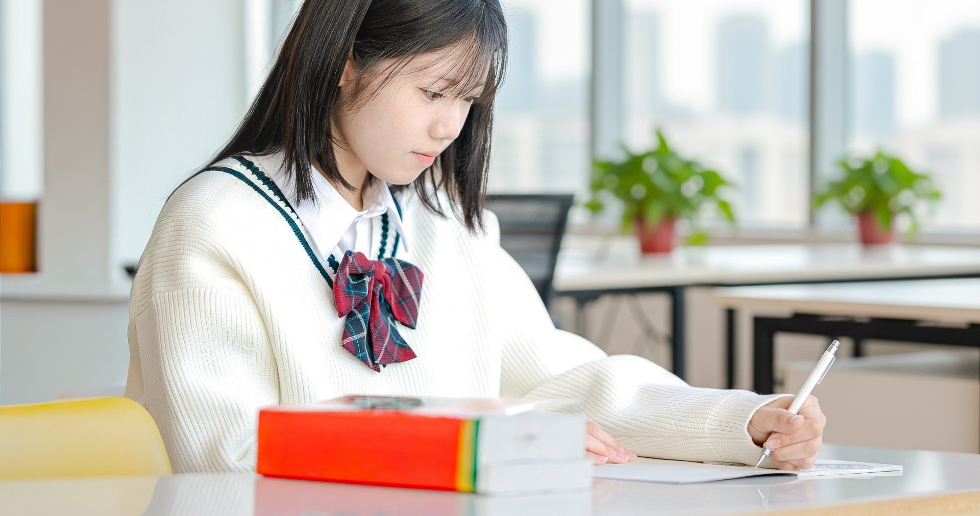 小学6年生必見】中学生に上がって差がつく勉強法は？ | 類塾プラス 